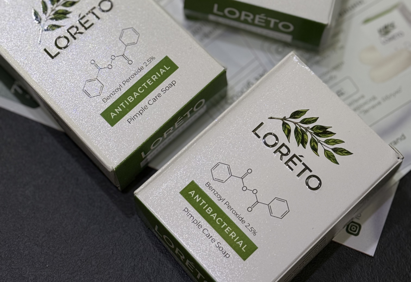Мило Loreto 2,5% бензоїл пероксиду при акне обличчя і тіла